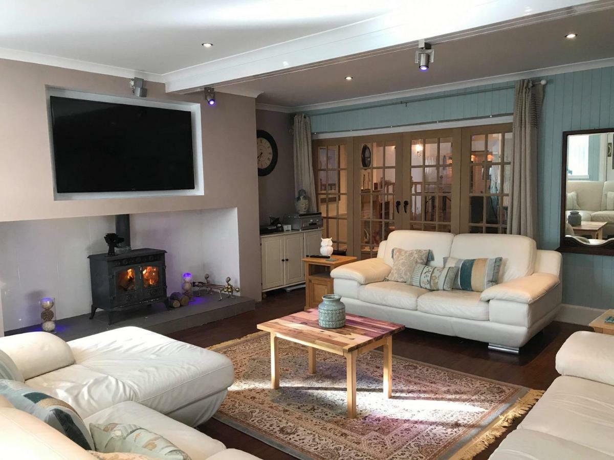 Vollie House with Hot Tub, Sauna&Log Burner Penpont Exterior foto